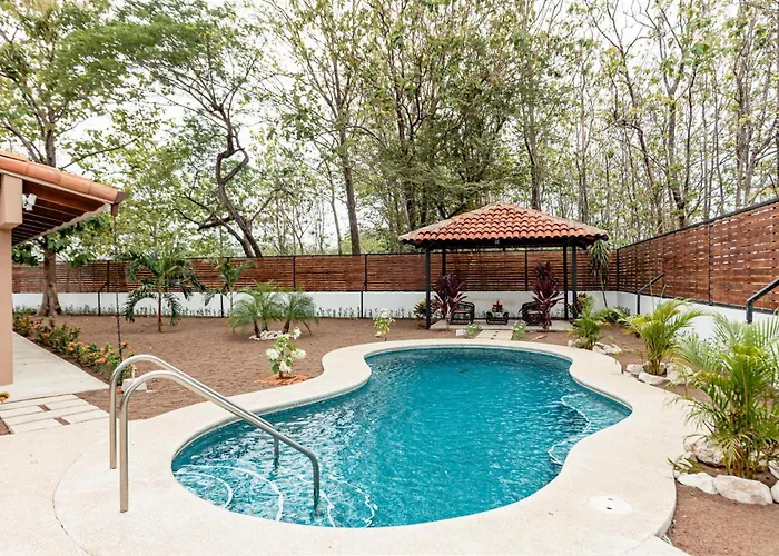 Flamingo Estates 18- 4 Bedroom House With Pool * Brasilito